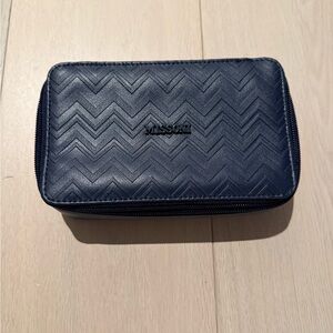 Missoni For Delta Travel Case Navy Blue